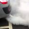 Voiture qui fume blanc