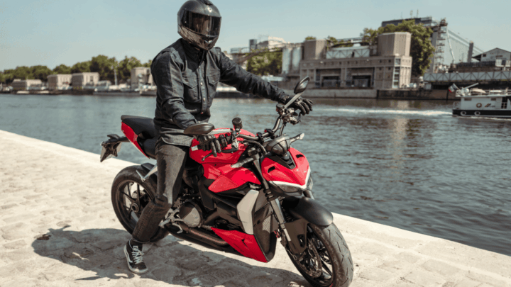 casque moto c30