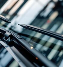 découvrez les erreurs courantes à éviter lors du choix des balais essuie-glace pour votre citroën ë-c3 afin d'assurer une visibilité optimale et une conduite en toute sécurité.