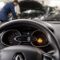 découvrez notre guide complet pour comprendre et réparer le voyant moteur sur votre clio 4. conseils pratiques et solutions efficaces pour résoudre les problèmes courants.